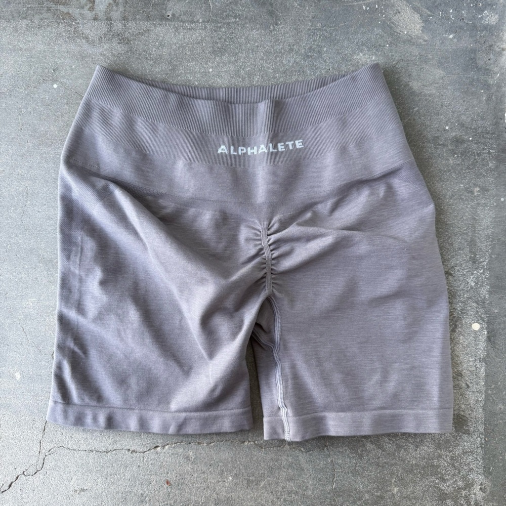 Alphalete amplify shorts
